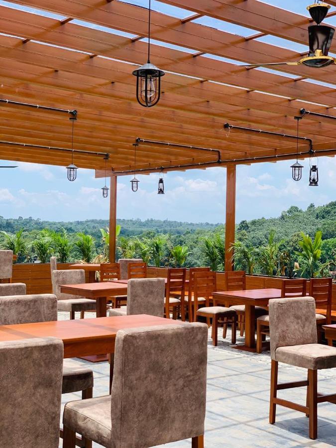 Beeza Clubhouse Hotel Kottayam Eksteriør billede