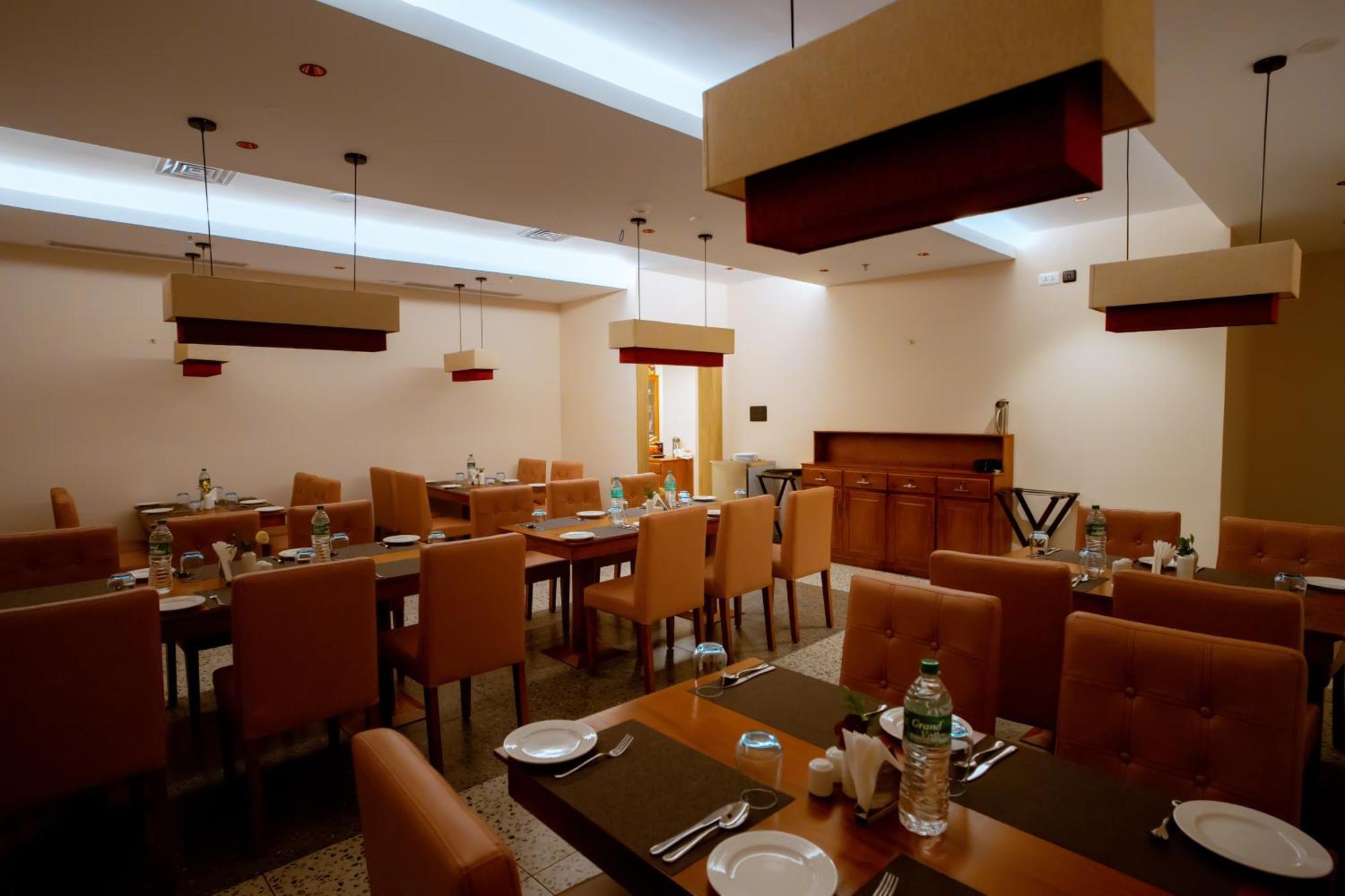 Beeza Clubhouse Hotel Kottayam Eksteriør billede